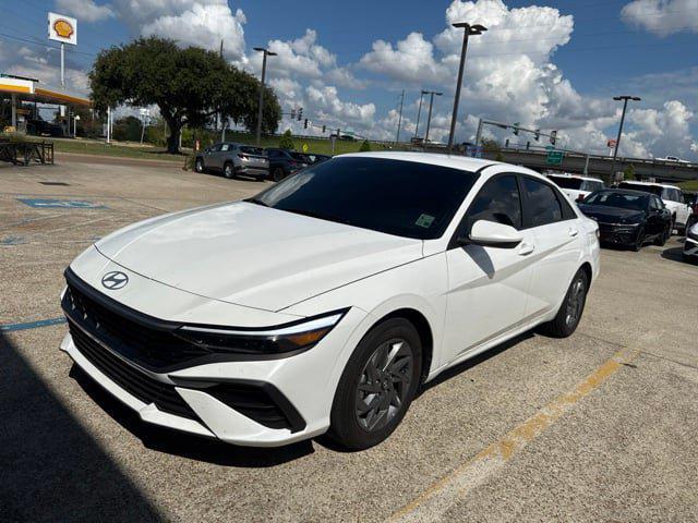 2026 Hyundai Elantra - $22,730