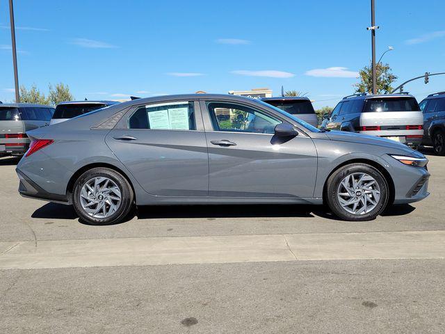 2026 Hyundai Elantra - $26,518