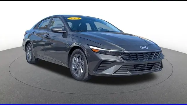 Preowned 2025 Hyundai ELANTRA Hybrid Blue for Sale