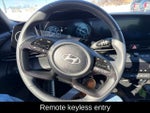 2025 ELANTRA Hybrid Thumbnail 16