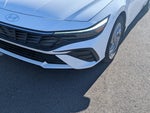 2025 ELANTRA Hybrid Thumbnail 23