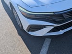 2025 ELANTRA Hybrid Thumbnail 24