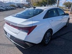 2025 ELANTRA Hybrid Thumbnail 39