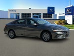 2025 ELANTRA Hybrid Thumbnail 11