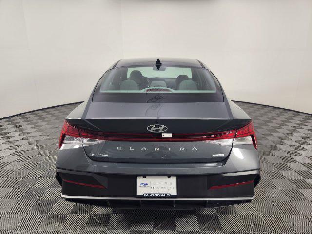 2025 Hyundai Elantra - $24,988