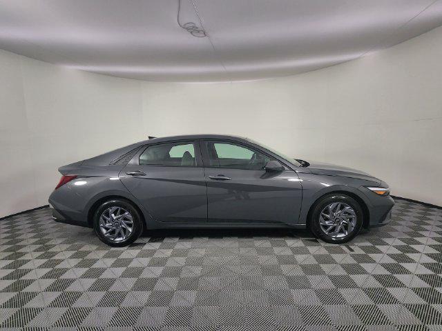 2025 Hyundai Elantra - $24,988