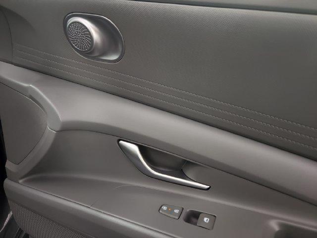 2025 Hyundai Elantra - $24,988