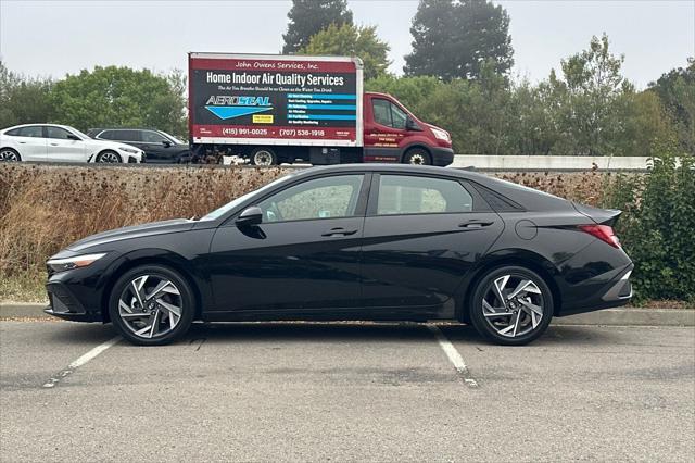 2025 Hyundai Elantra - $22,990