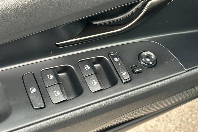 2025 Hyundai Elantra - $22,990
