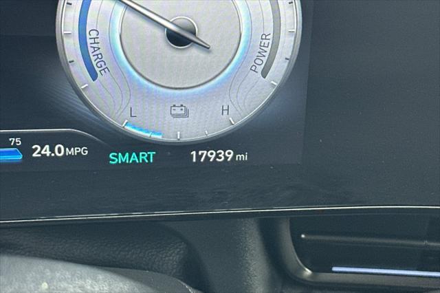 2025 Hyundai Elantra - $22,990