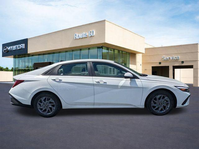 2026 Hyundai Elantra - $25,021