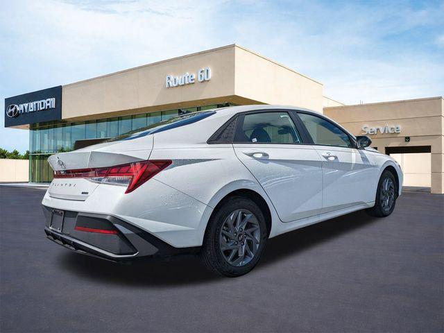 2026 Hyundai Elantra - $25,021