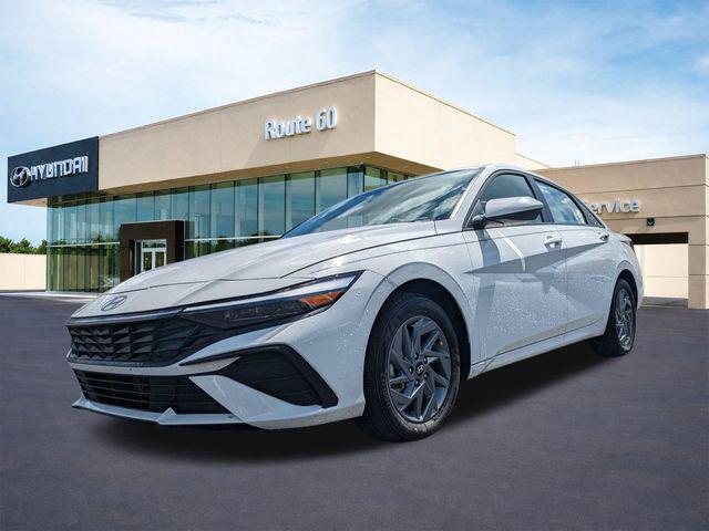 2026 Hyundai Elantra - $25,021