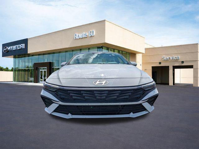 2026 Hyundai Elantra - $25,021