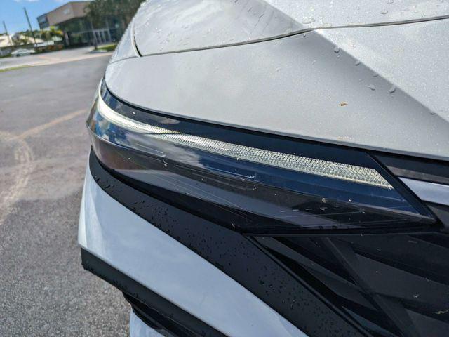 2026 Hyundai Elantra - $25,021