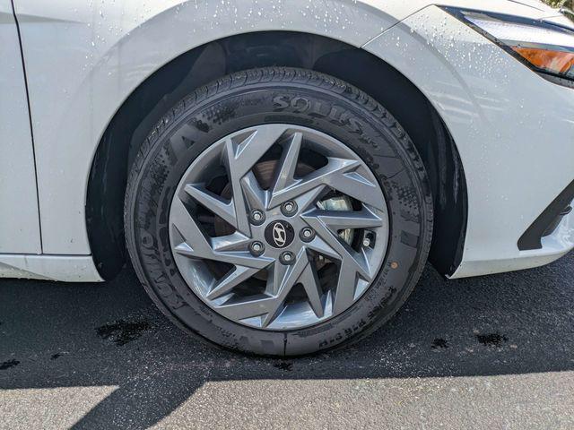 2026 Hyundai Elantra - $25,021