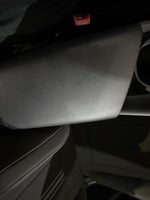 2025 ELANTRA Hybrid Thumbnail 26