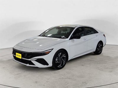 2025 Hyundai Elantra Hybrid SEL Sport 4DR Sedan