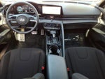 2025 ELANTRA Hybrid Thumbnail 16