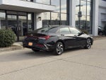 2025 ELANTRA Hybrid Thumbnail 4