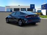 2025 ELANTRA Hybrid Thumbnail 5
