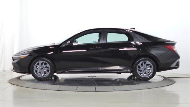 2025 Hyundai ELANTRA Hybrid Blue