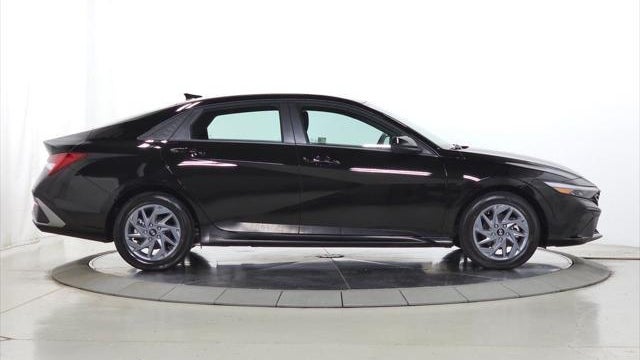 2025 Hyundai ELANTRA Hybrid Blue