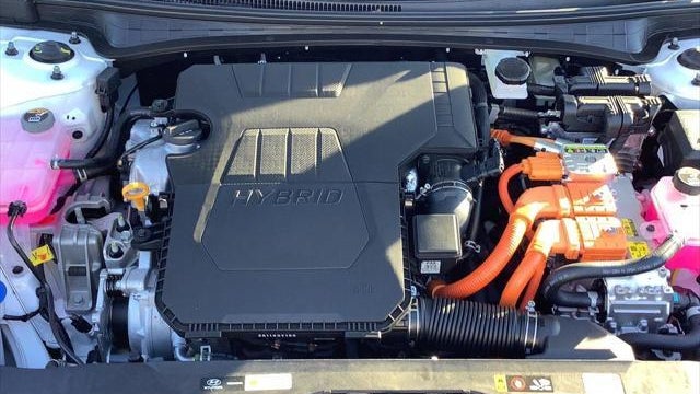 2026 Hyundai ELANTRA Hybrid SEL Sport