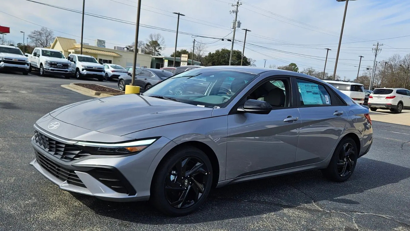2026 Hyundai ELANTRA Hybrid SEL Sport