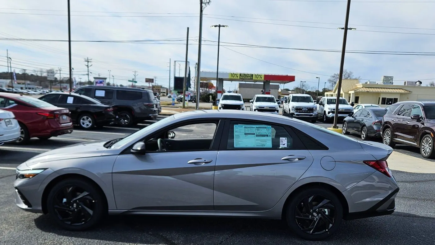 2026 Hyundai ELANTRA Hybrid SEL Sport