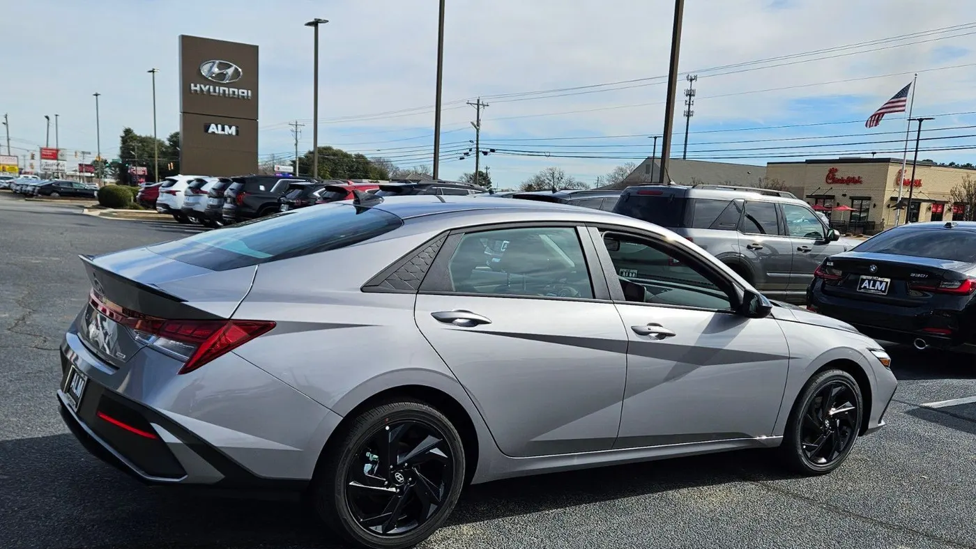 2026 Hyundai ELANTRA Hybrid SEL Sport