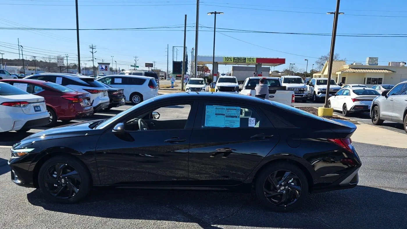 2026 Hyundai ELANTRA Hybrid SEL Sport