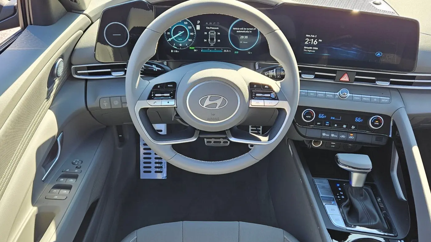 2026 Hyundai ELANTRA Hybrid SEL Sport