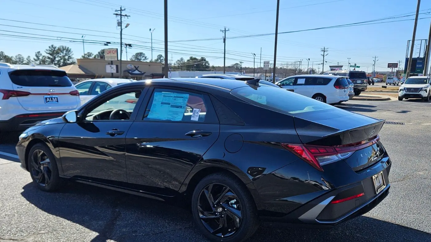 2026 Hyundai ELANTRA Hybrid SEL Sport
