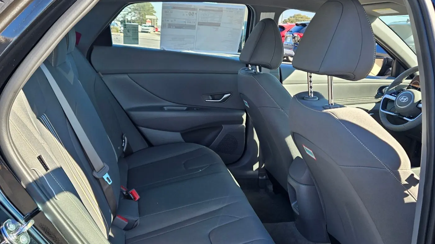 2026 Hyundai ELANTRA Hybrid SEL Sport
