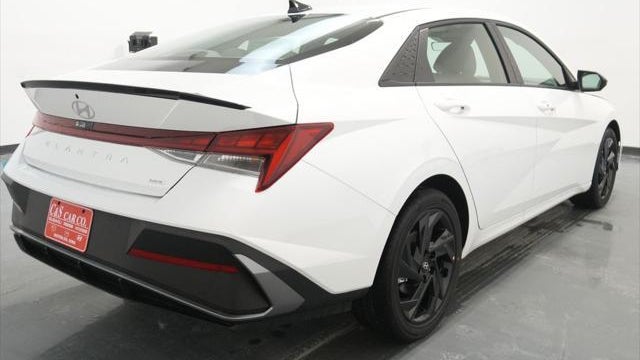 2026 Hyundai ELANTRA Hybrid SEL Sport
