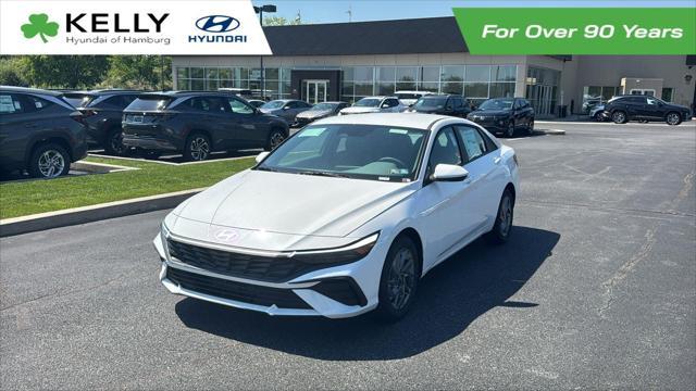 Preowned 2026 Hyundai ELANTRA Hybrid Blue for Sale