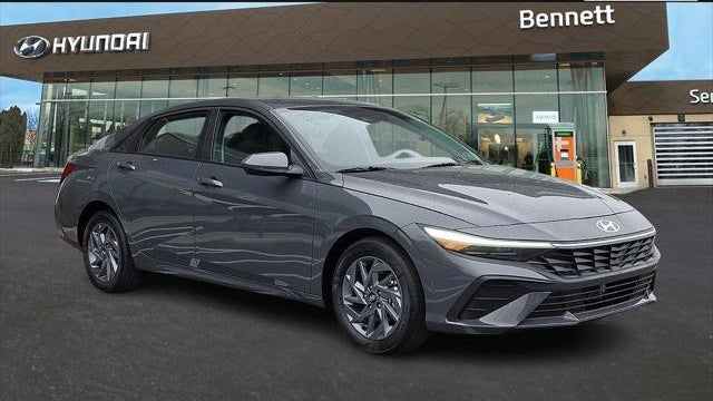 Preowned 2026 Hyundai ELANTRA Hybrid Blue for Sale