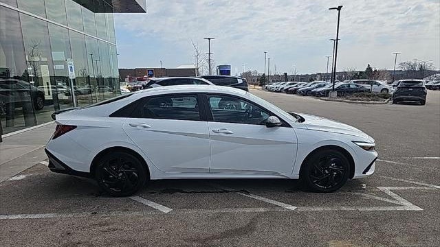 2026 Hyundai ELANTRA Hybrid SEL Sport