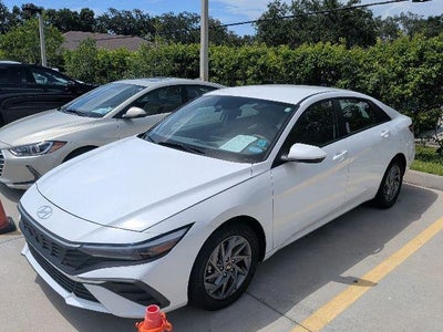 2024 Hyundai Elantra Hybrid Blue 4DR Sedan
