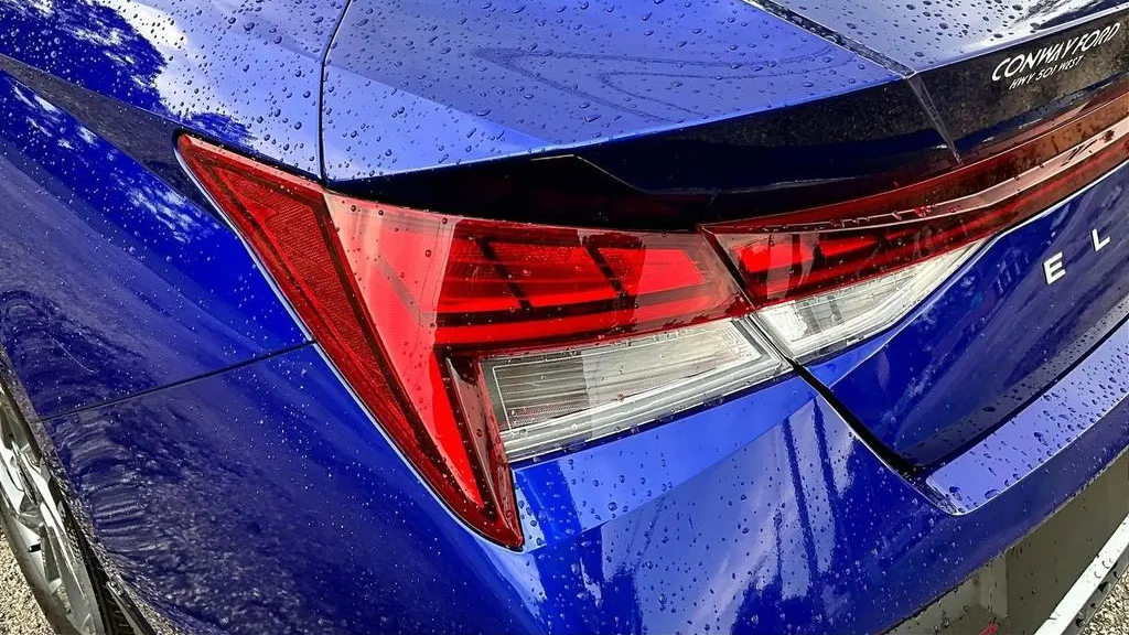 2024 Hyundai ELANTRA Hybrid Blue