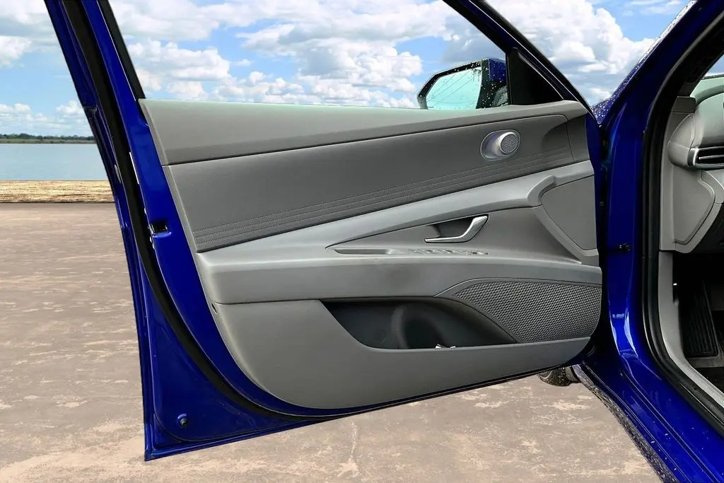 2024 Hyundai Elantra - $22,400