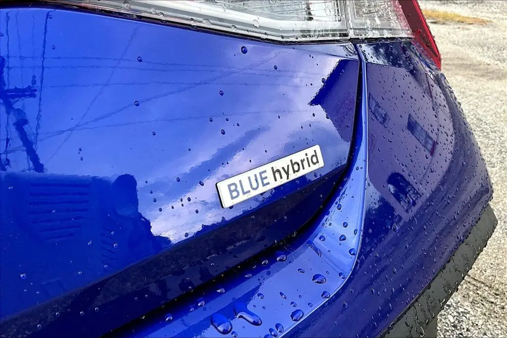 2024 Hyundai Elantra - $22,400