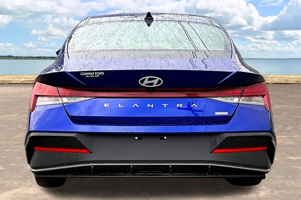 2024 Hyundai Elantra - $22,300
