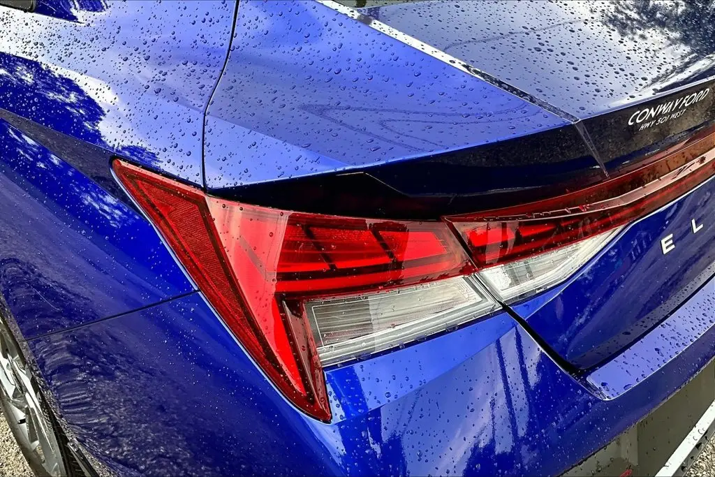 2024 Hyundai Elantra - $22,300