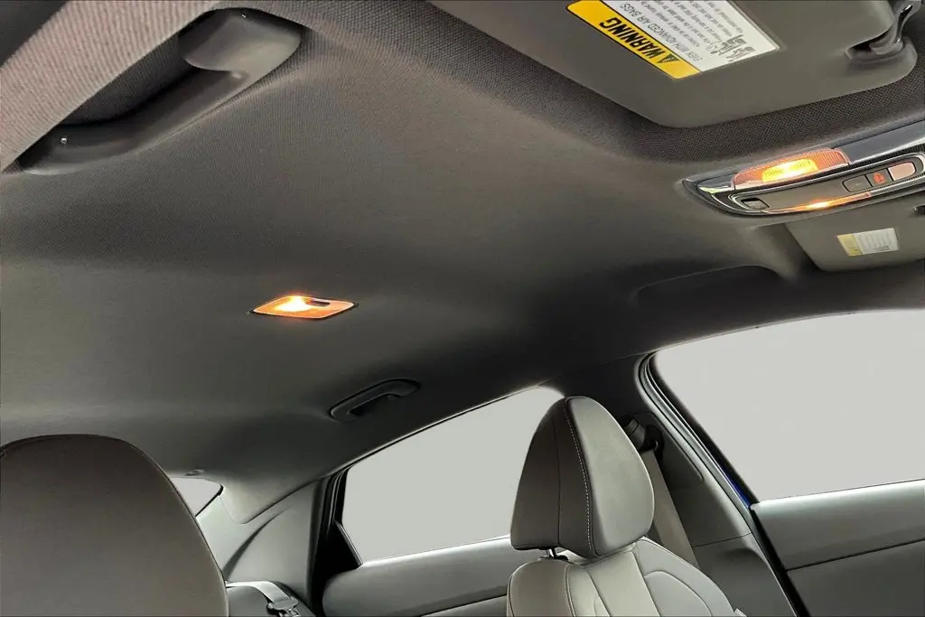 2024 Hyundai Elantra - $22,300