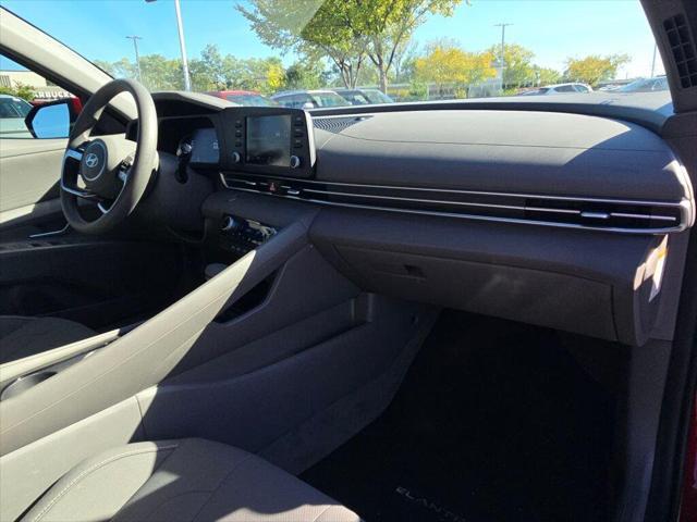 2025 Hyundai Elantra - $23,716