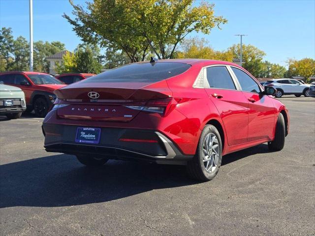 2025 Hyundai Elantra - $23,716