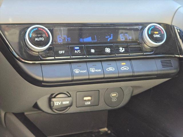 2025 Hyundai Elantra - $23,716