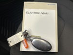 2025 ELANTRA Hybrid Thumbnail 29